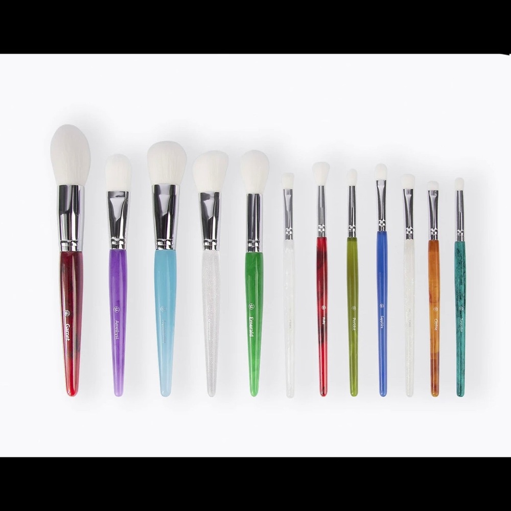 BH cosmetics brush set